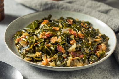 https://food.fnr.sndimg.com/content/dam/images/food/fullset/2023/10/19/southern-style-sauteed-collard-greens-with-bacon.jpg.rend.hgtvcom.406.271.suffix/1697731542761.jpeg