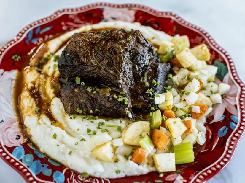 Braised Beef Short Rib Pot Roast Recipe | Ree Drummond | Food Network