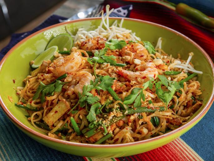 Pad Thai Kon Kaen Recipe Jet Tila Food Network