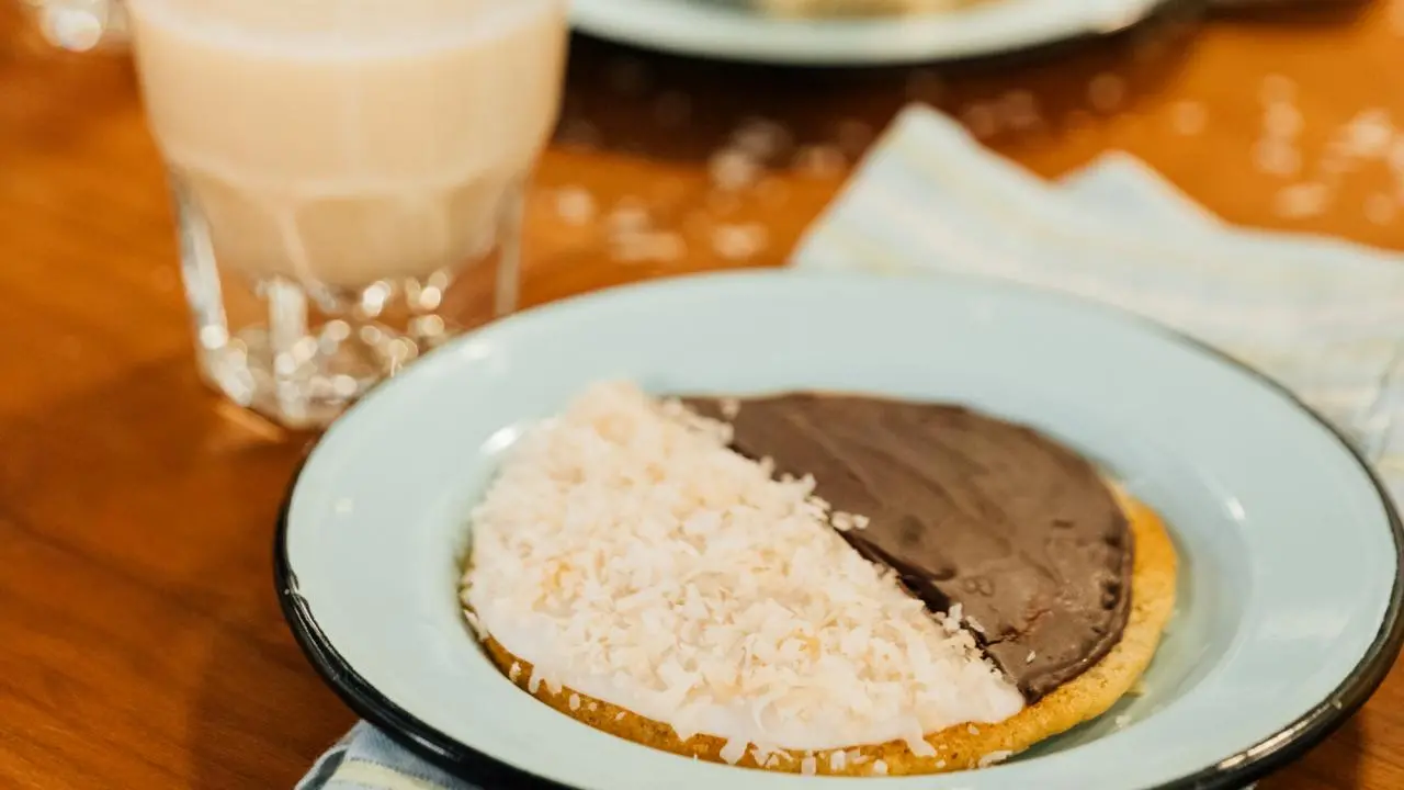 Coquito Black and White Cookies