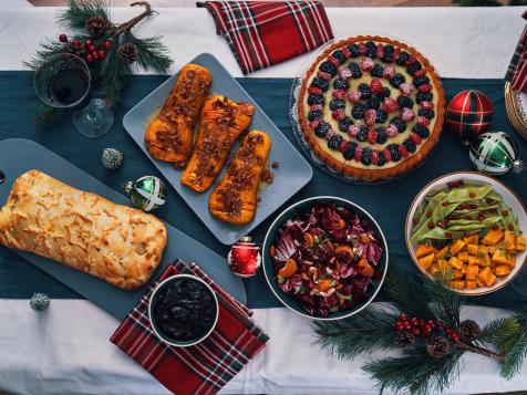 How to Navigate Holiday Dining When Eating Vegan or Plant-Based, According to a Dietitian