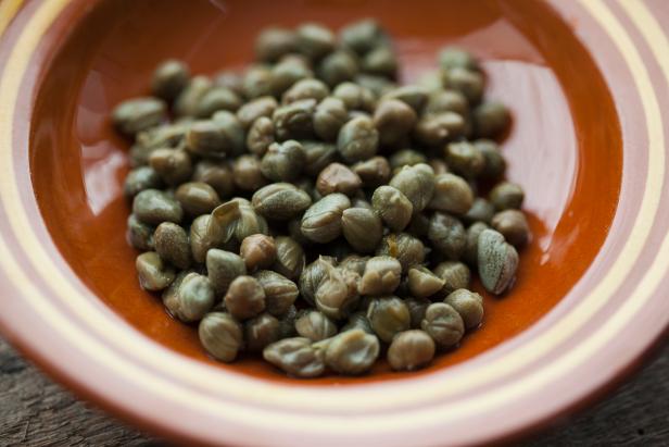 What Do Capers Taste Like? Exploring the Briny Flavor - The Flavor Profile of Capers