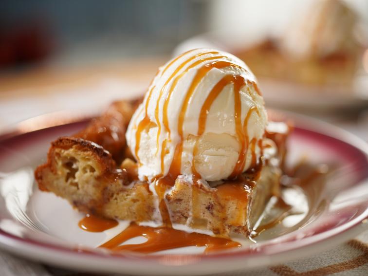 Caramel Apple Bread Pudding Recipe Katie Lee Biegel Food Network