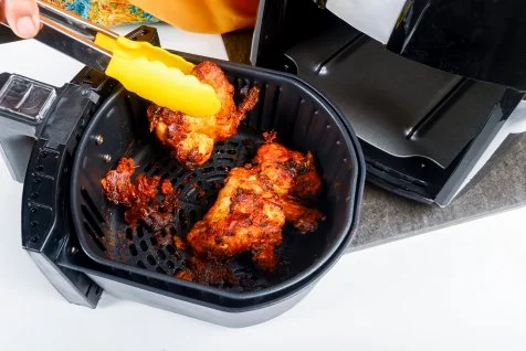 Do You Put Aluminum Foil in an Air Fryer: Essential Safety Tips