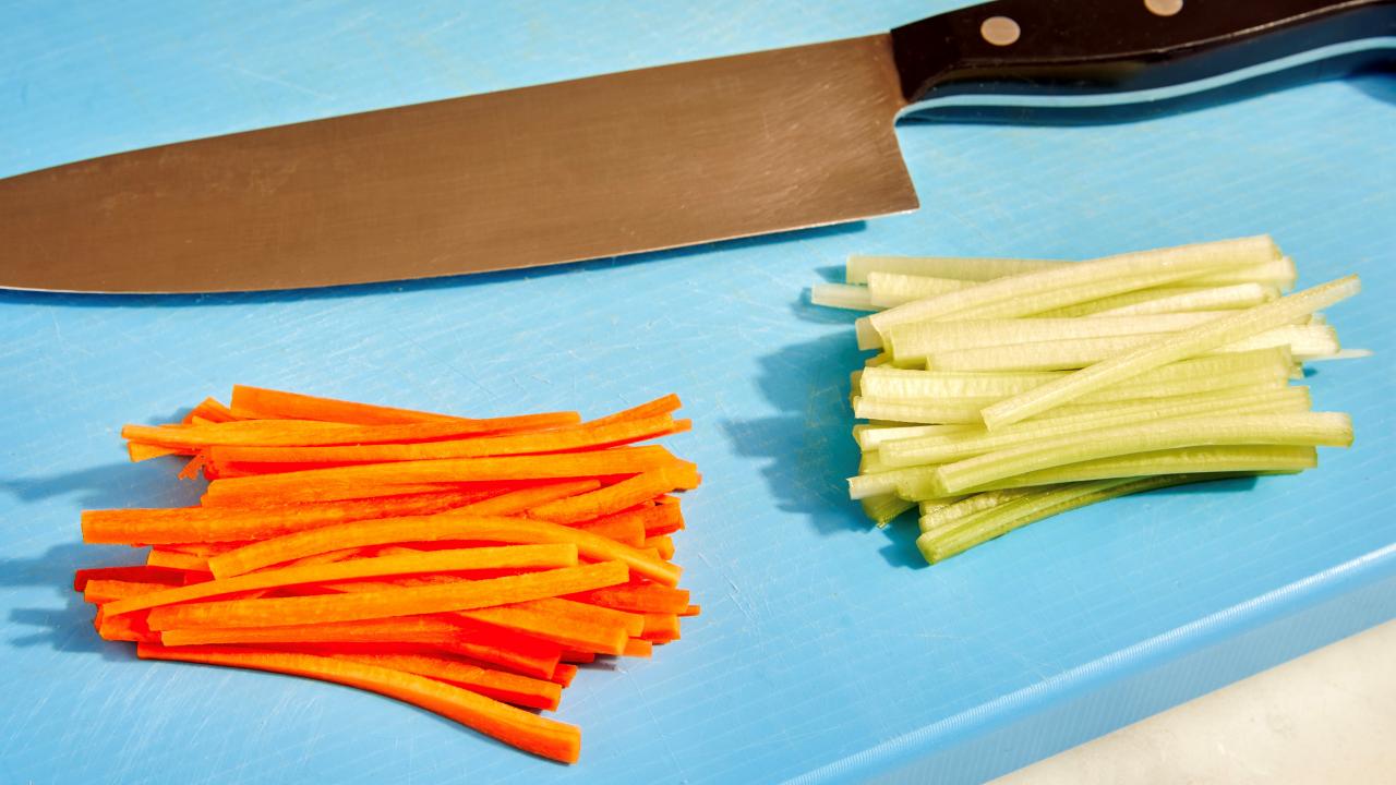 How to Cut Julienne Strips (2 Ways!) - Evolving Table