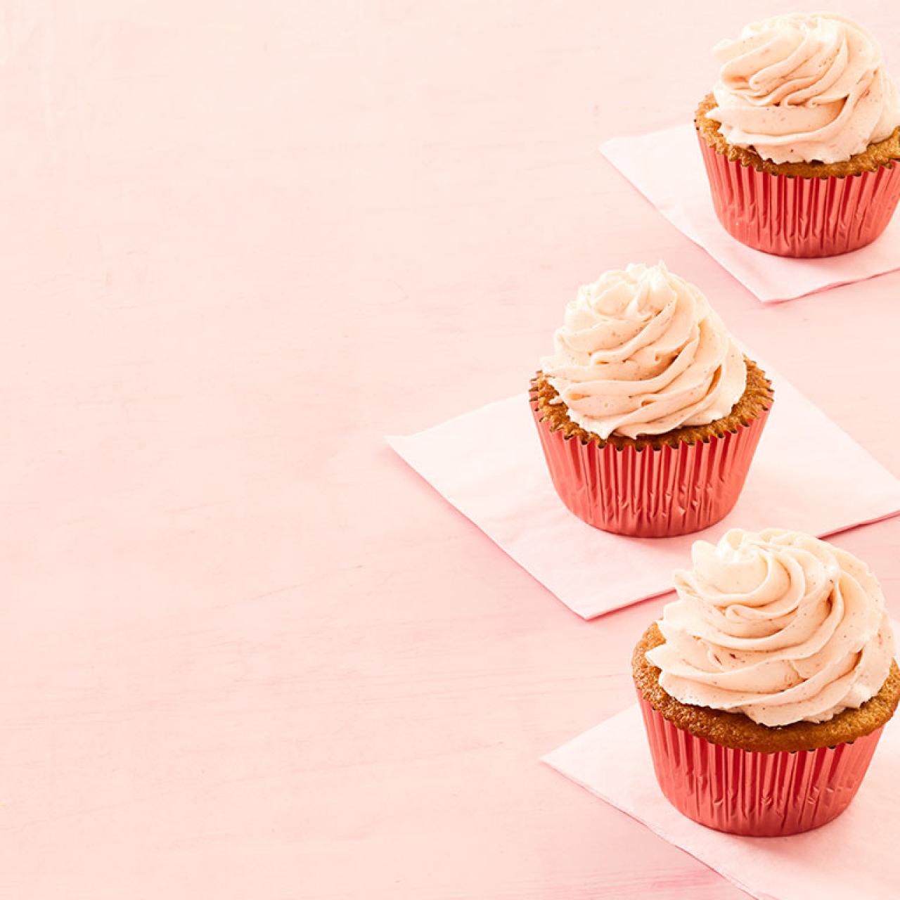 https://food.fnr.sndimg.com/content/dam/images/food/fullset/2023/2/3/FNM_030123-Rose-Cupcakes-with-Strawberry-Swiss-Meringue_s4x3.jpg.rend.hgtvcom.1280.1280.suffix/1675435337277.jpeg