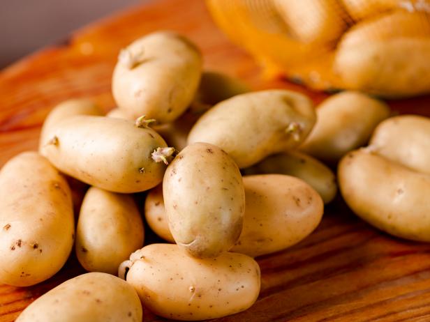 Is It Safe To Eat Sprouted Potatoes? | Help Around The Kitchen : Food ...