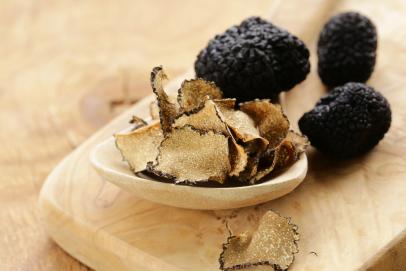 What Is a Truffle and What Does It Taste Like?