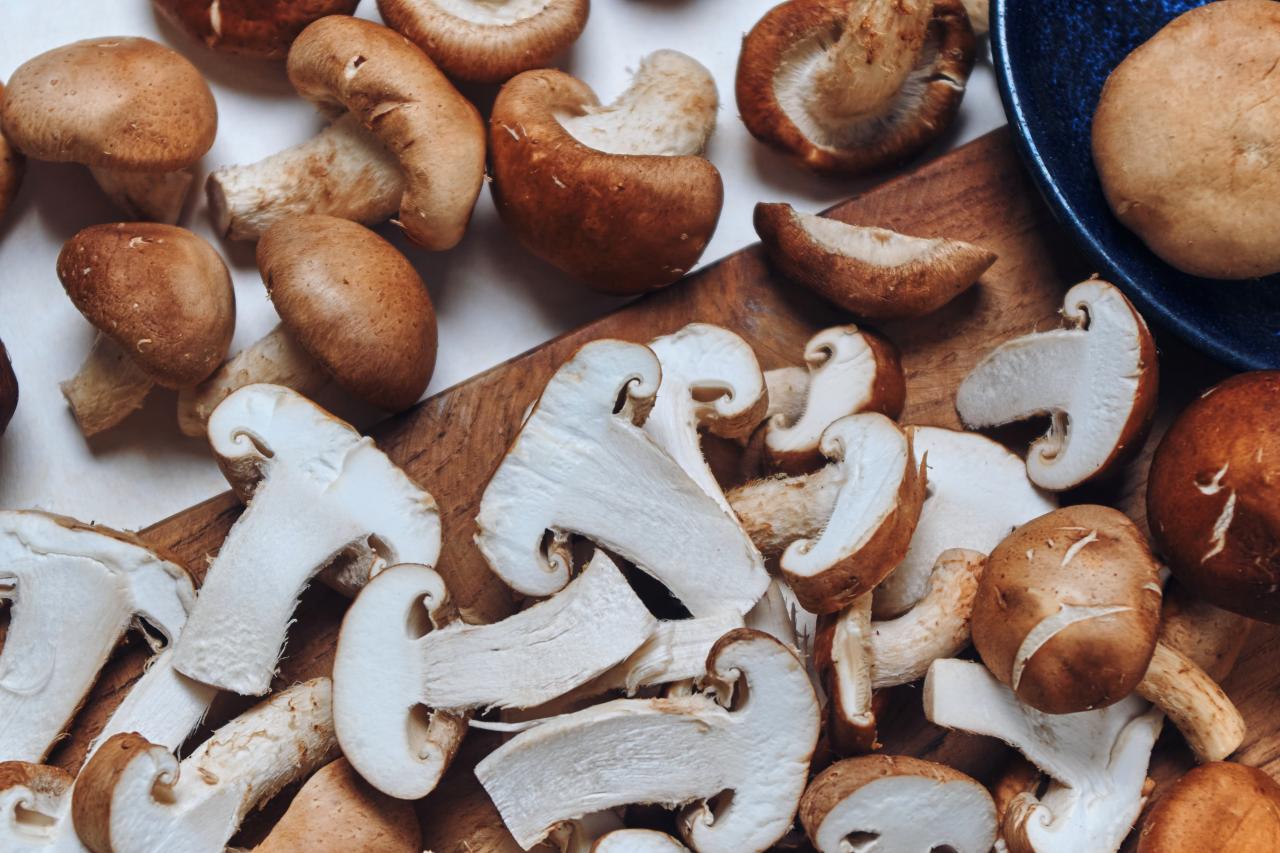 How to Sauté Mushrooms Cooking School Food Network