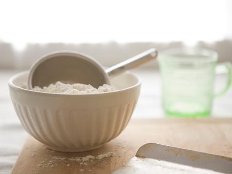 Can You Eat Raw Flour?