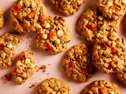 Sunny Anderson's Peaches and Cream Oatmeal Cookies