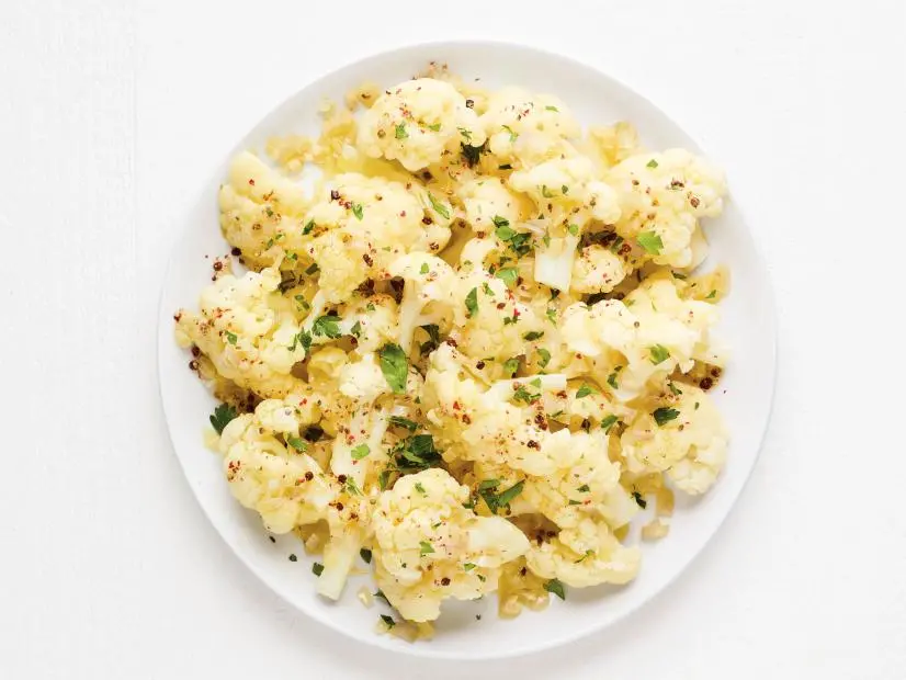 STEAMED CAULIFLOWER WITH CORIANDER.