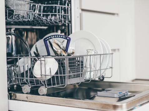How to Clean Your Dishwasher with Vinegar