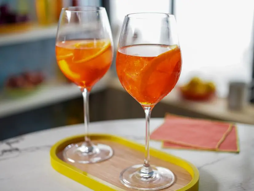 Geoffrey Zakarian's Parisian Aperol Spritz Beauty, as seen on The Kitchen, Season 34.