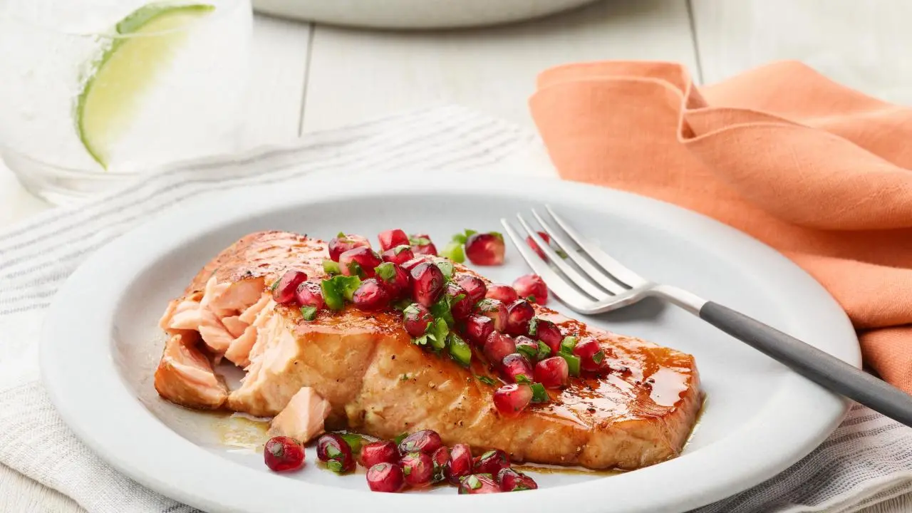 Air Fryer Pomegranate-Glazed Salmon