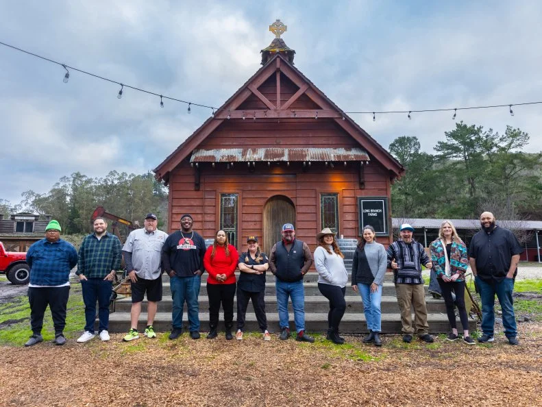 Chef’s Brian Duffy, Chuck Matto, Ippy Aiona, Ami Cisneros, Larissa Da Costa, Christie Vanover, Harold Villarosa, Robert Smith, Chris Binotto, Chris Williams, Dominique Leach and Kate Neville, as seen on BBQ Brawl, Season 4