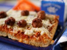 Pizza day was my favorite school lunch growing up. It doesn&rsquo;t get more nostalgic than those signature, crispy squares! But you had to run to the front of the line to get the best piece. With my easy version, get any slice you want - a crunchy corner, from the middle for that cheese pull, or both! And bonus, you won&rsquo;t have to wait in the lunch line for it.