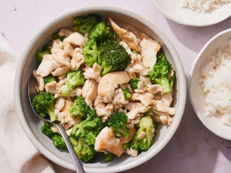 Chicken and Broccoli with White Sauce