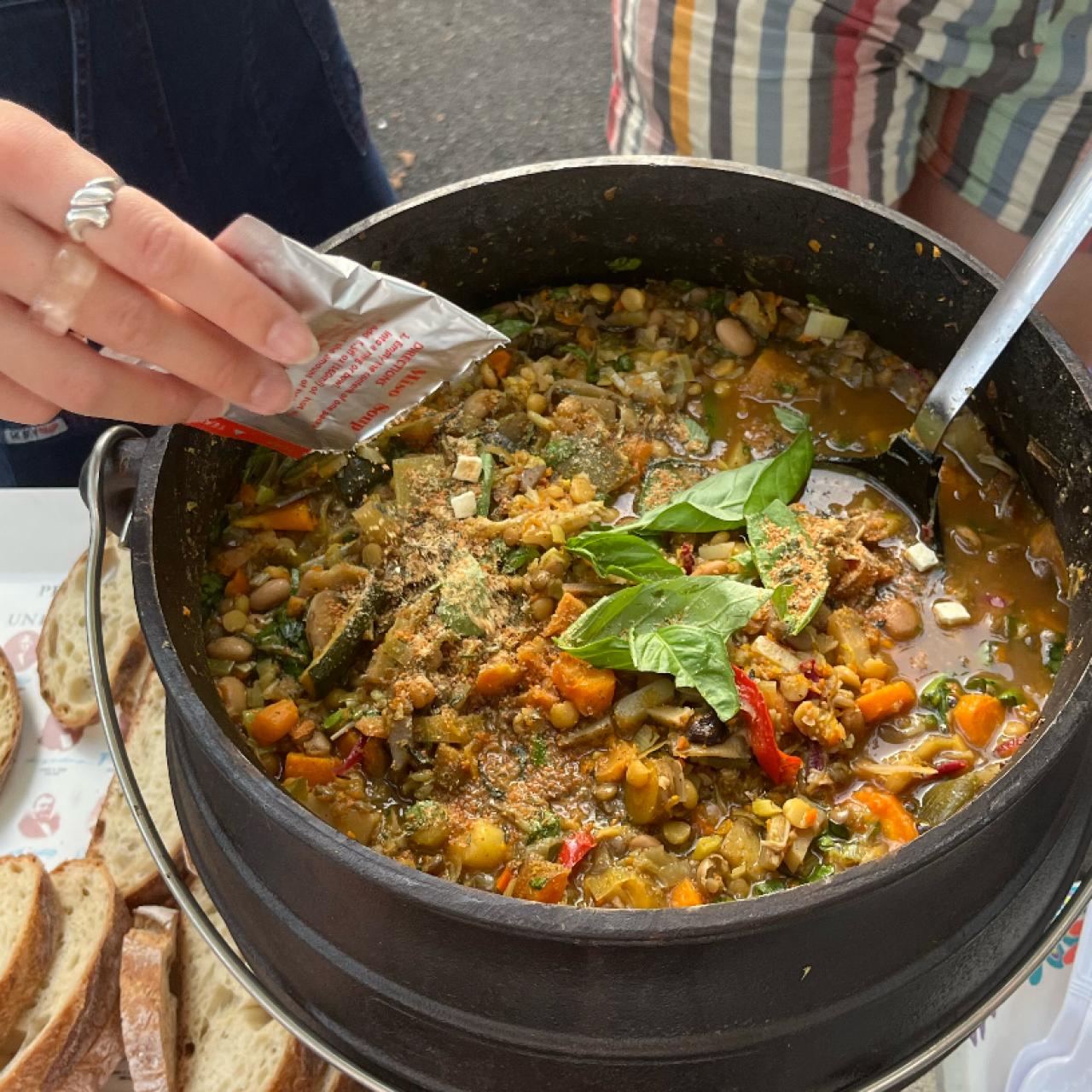 The Enchanted Spoon: My New Obsession: Hot Pot aka, The Fon-Stew