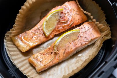 Can You Use Aluminum Pans in Air Fryer? - Also The Crumbs Please