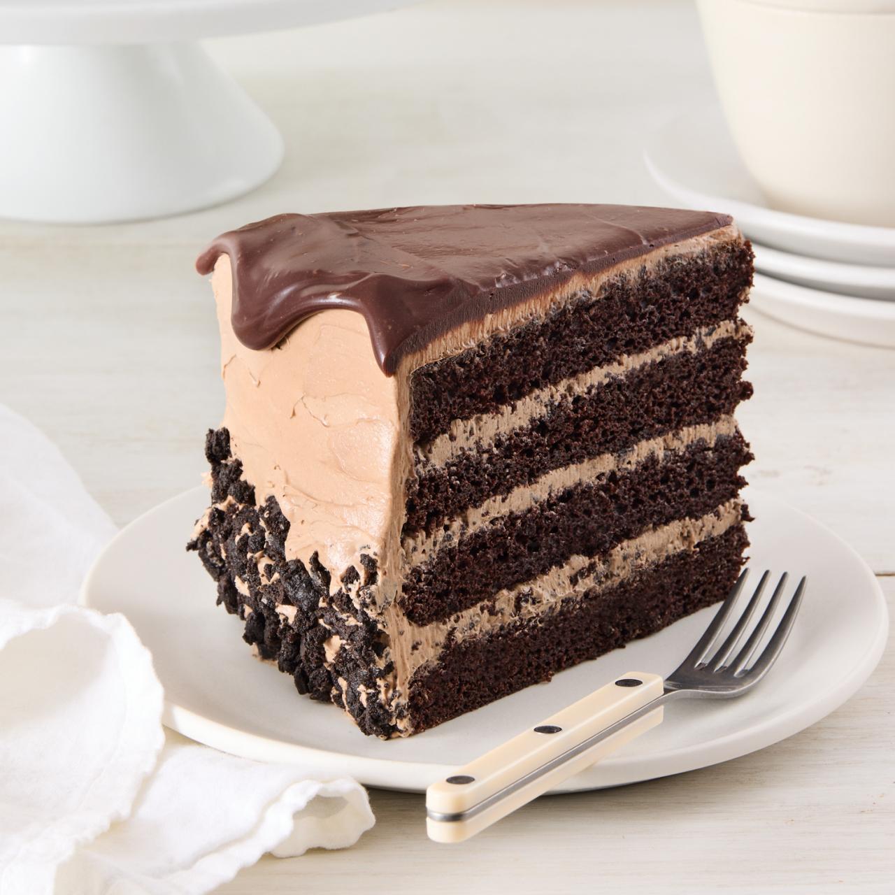 Chocolate Caramel Toffee Crunch Cake Recipe | Six Sisters Stuff