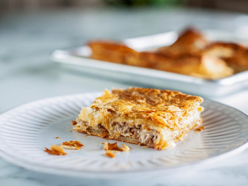 3Ingredient Sausage Casserole Recipe Ree Drummond Food Network