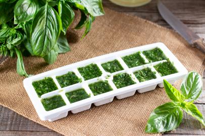 How to Preserve Basil, Cooking School