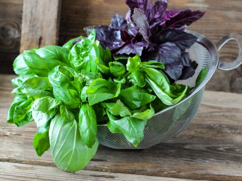 How to Preserve Basil