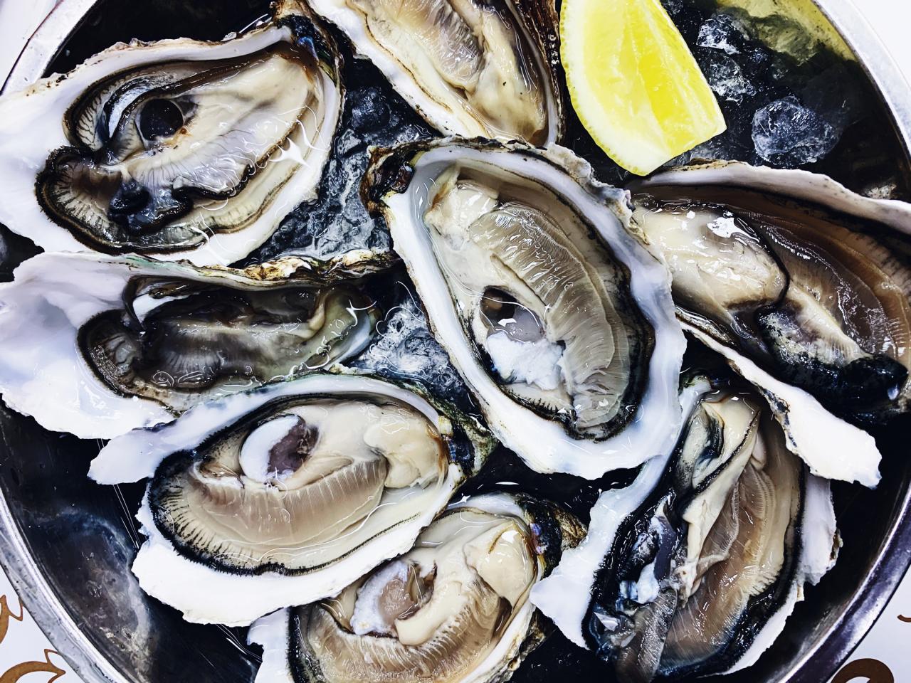 Bacteria Found in Raw Oysters Linked To Serious Infections in the