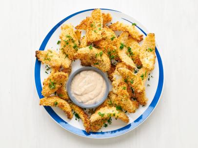 Air-Fryer Crispy Onion Petals. Air-fryer snack\, Super Bowl Sunday\, Super Bowl party\, game day food.