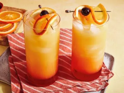 Grapefruit Tequila Sunrise Recipe | Geoffrey Zakarian | Food Network