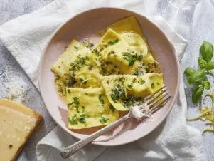 Mary Berg's cheese raviolo, as seen on Mary Makes it Easy S3