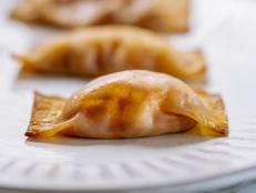 Ree&rsquo;s pizza snacks are designed to be kept in the freezer, so you can pull them out whenever you&rsquo;re in the mood for something small to nibble on. Ree&rsquo;s recipe has a filling made with mozzarella and pepperoni, but you can switch things up and use any ingredients you like.
