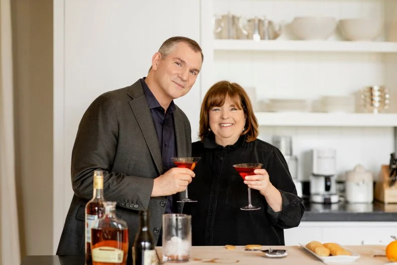 Ina Garten, Frank Bruni, Parmesan and Thyme Crackers, and Boulevardier, as seen on Be My Guest with Ina Garten, Season 4.
