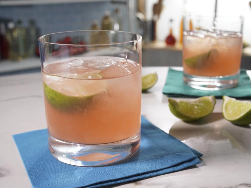 Sunny Anderson's Spicy Strawberry Margarita Beauty, as seen on The Kitchen, Season 36.