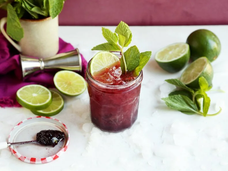 Martha Tinkler Blackberry Jam Gin Bramble for Food Network KitchenFNK Recipe:Food Network Kitchen's Blackberry Jam Gin Bramble, as seen on Food Network.