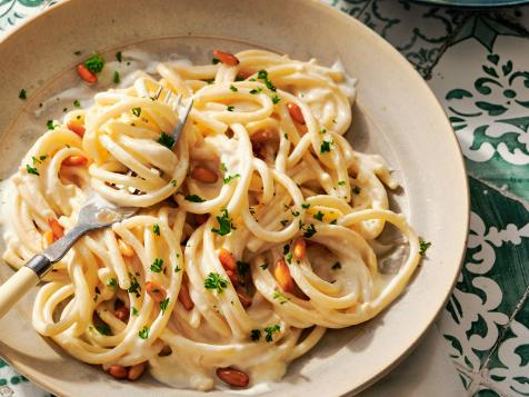 Spaghetti with Garlicky Yogurt Sauce