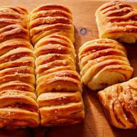 Hasselback Parker House Garlic Rolls