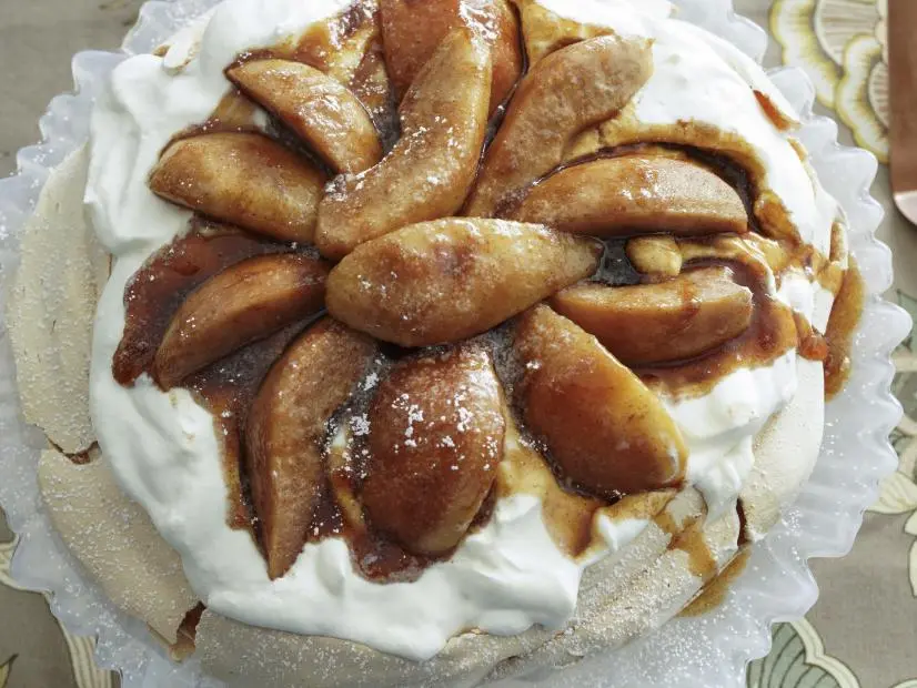 Spiced Pavlova With Roasted Pears Recipe Geoffrey Zakarian Food Network