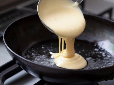 We Asked a Recipe Developer What She Thinks of TikTok’s Controversial ‘Scrambled Pancakes’