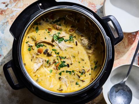 Instant Pot Creamy Chicken and Wild Rice Soup