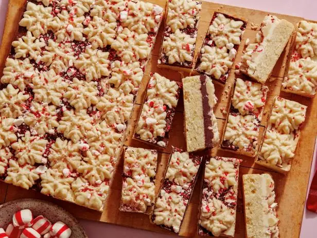 Peppermint Spritz Cookie Bars