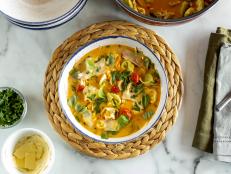 This is a 10-minute dish that Ree likes to make around Christmas time. She describes it as &ldquo;Christmas in a bowl.&rdquo; However, it&rsquo;s great at any time of the year and is perfect for a quick lunch.