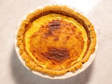 Everyone loves a pie for their Thanksgiving dessert, and this year Ree is going custard, rather than pecan, apple or pumpkin. It&rsquo;s a traditional favorite that in recent years has been forgotten, but Ree is leading a crusade to bring it back to the nation&rsquo;s Thanksgiving table.