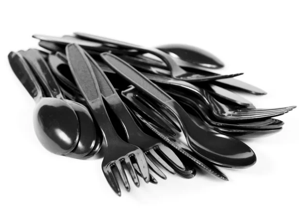 Why You Might Want To Throw Away Your Black Kitchen Utensils and ...