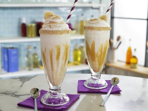 Banana Pudding Caramel Milkshake