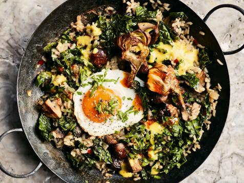 Kale and Wild Mushroom Paella with Saffron Sauce