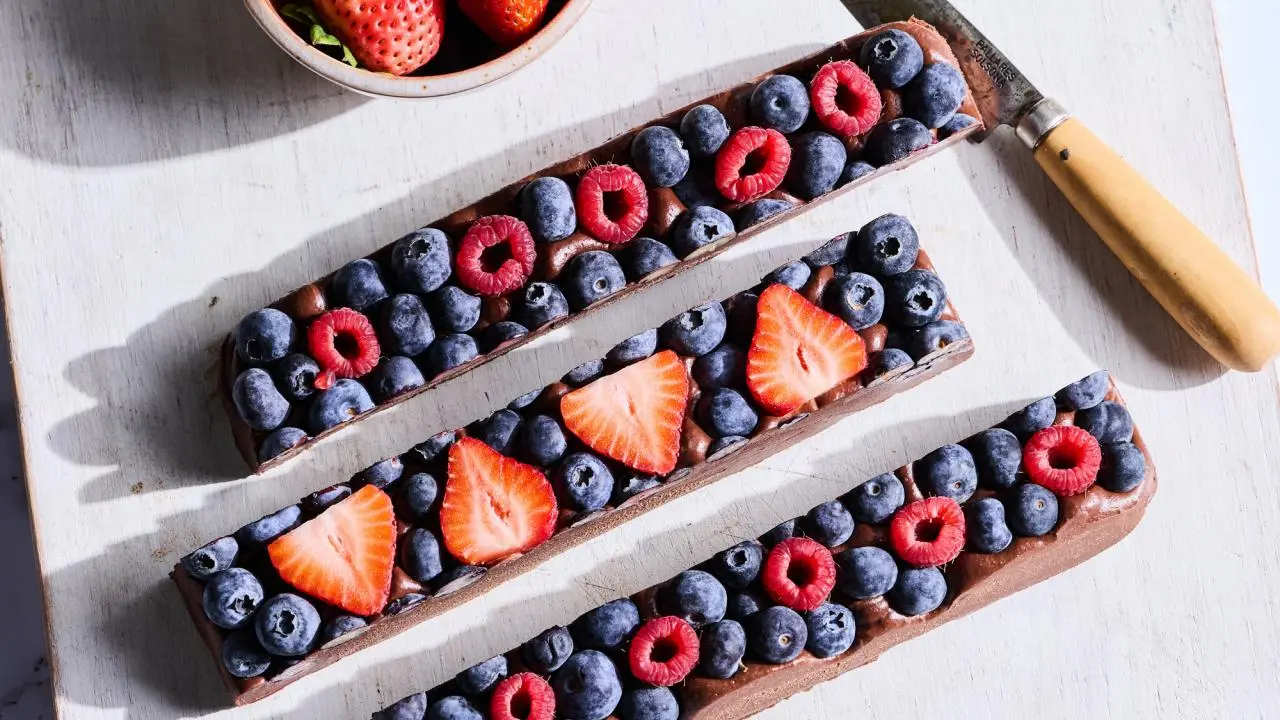 Fudgy Berry Bites
