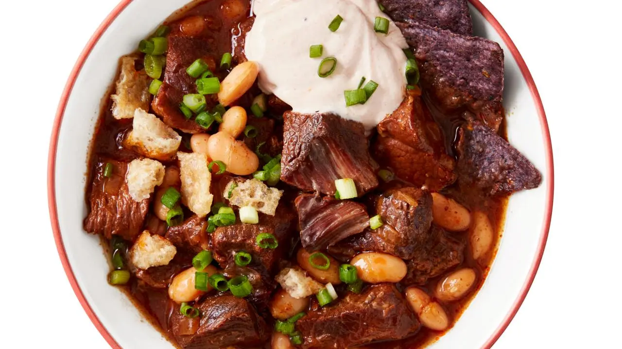 Slow-Cooker Pulled Pork Chili Recipe | Jeff Mauro | Food Network