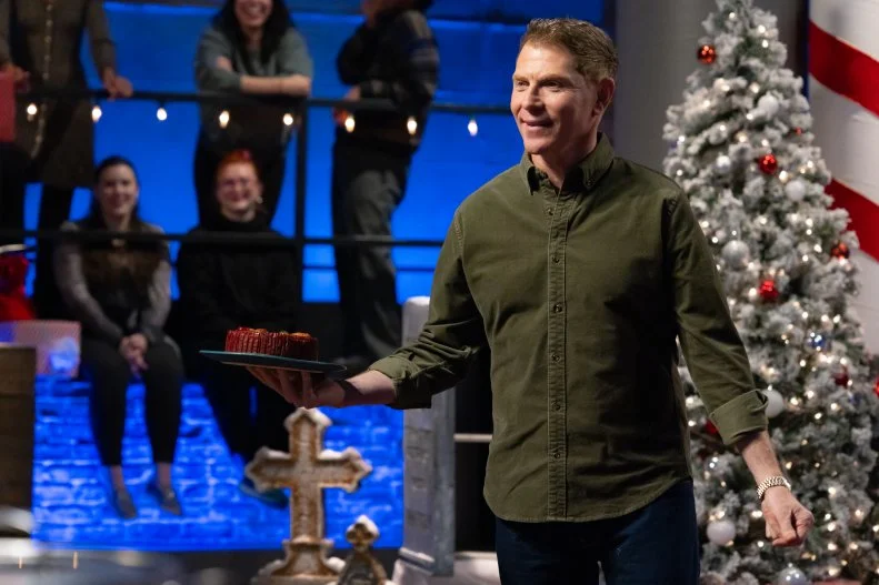 Host Bobby Flay reveals secret ingredient Fruit cake, as seen on Beat Bobby Flay, Hoiliday Throwdown Season 4